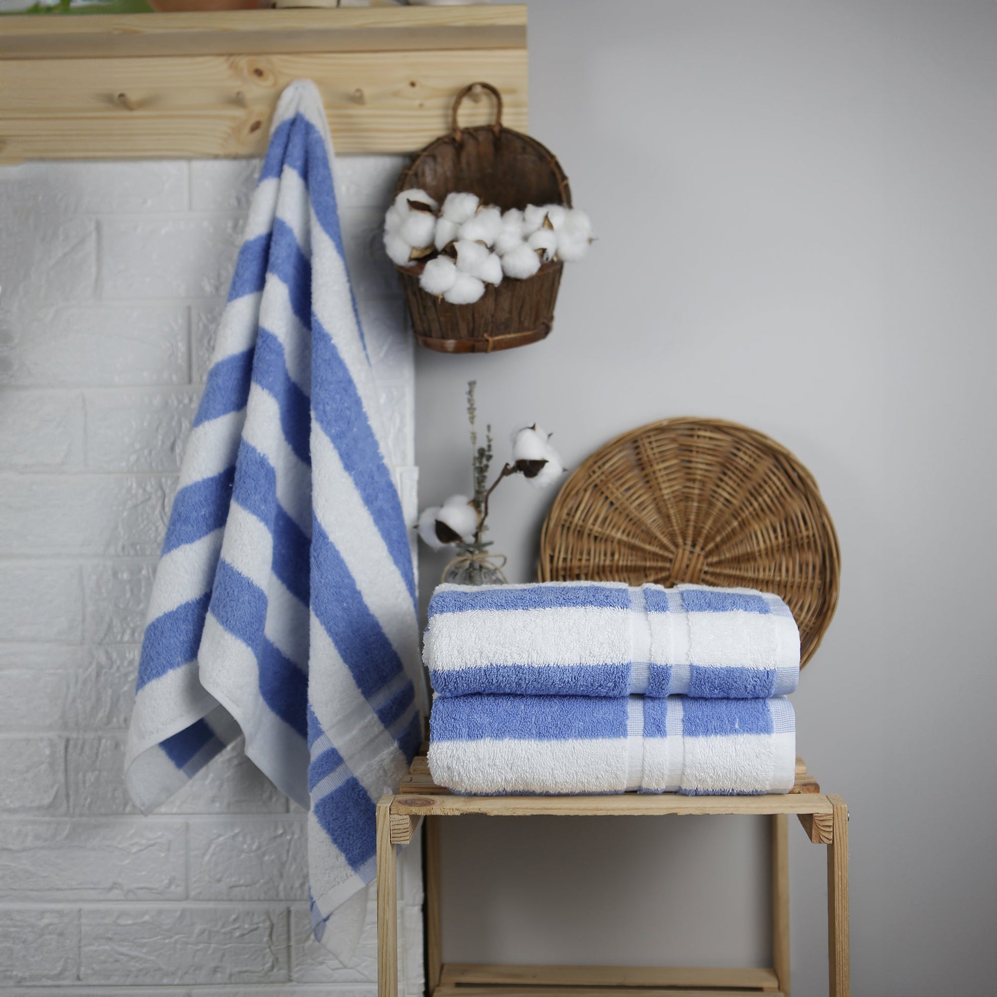 Handtuch Riva Lara 50x100 cm (BLAU) - Weberei Pahl GmbH - Online Store - 